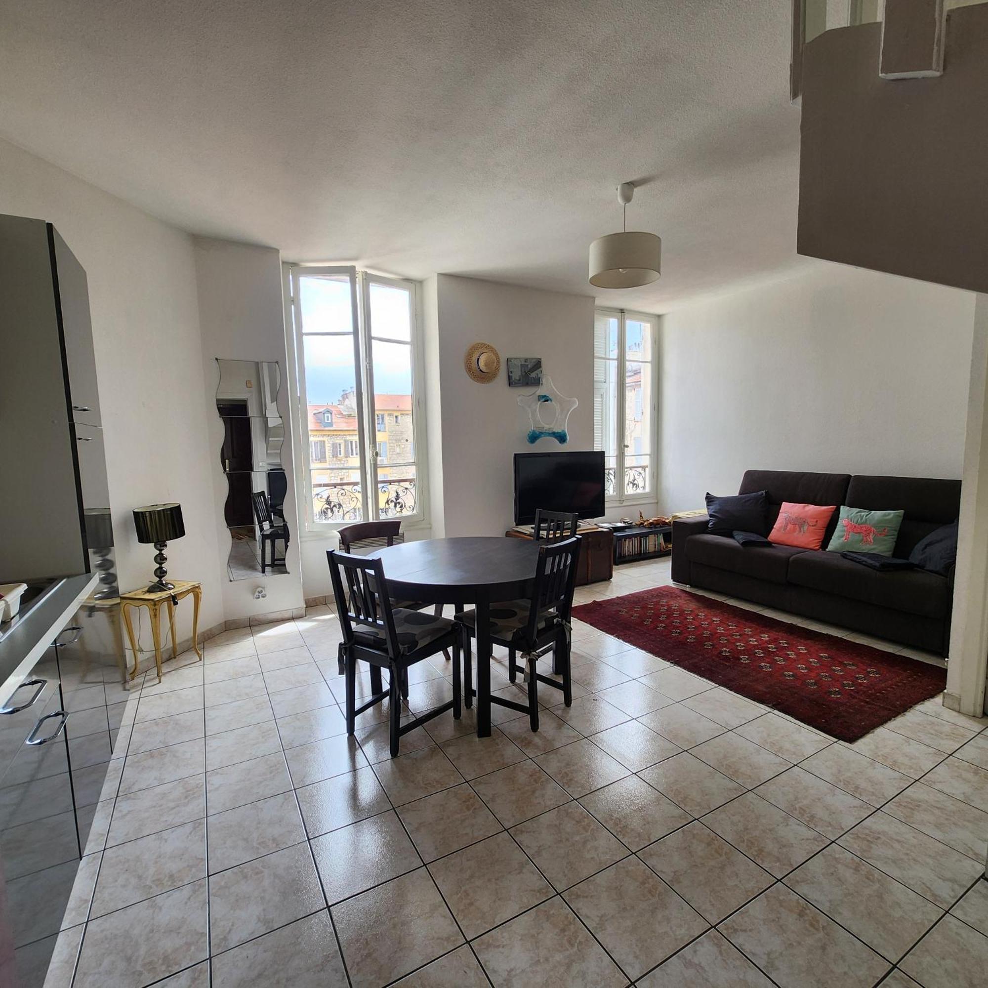 Appartement A Deux Pas De La Promenade Des Anglais Nizza Kültér fotó